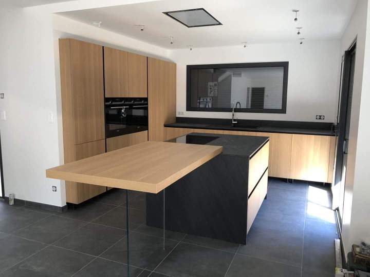 Cuisine sur mesure élégante Châtenoy le Royal